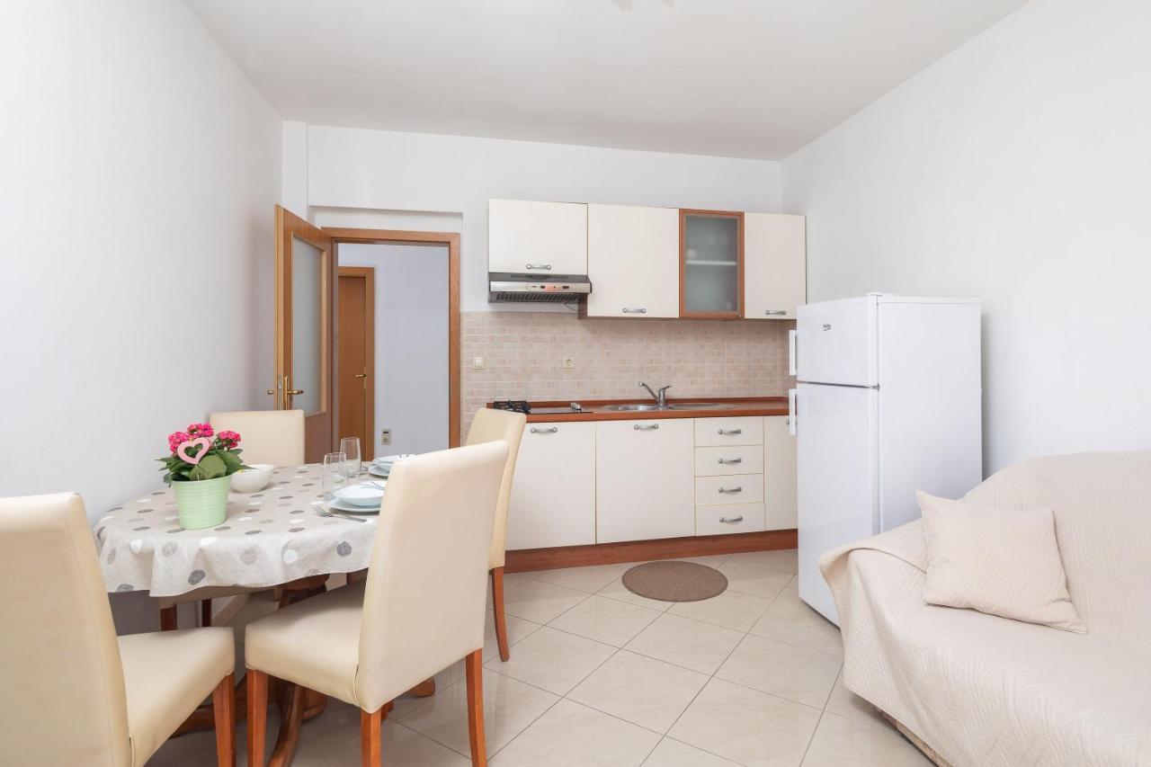 Aqua Vista Apartments Локва-Рогозница Экстерьер фото