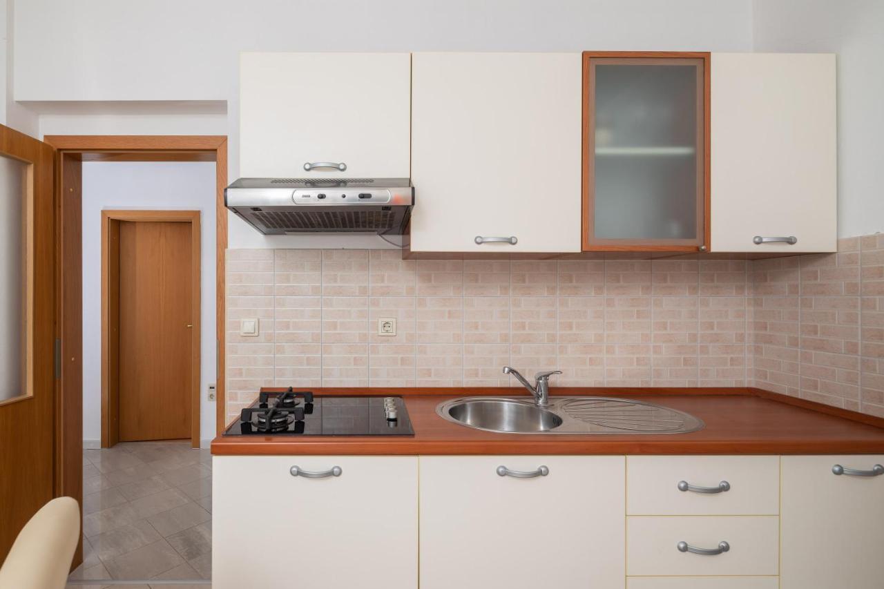 Aqua Vista Apartments Локва-Рогозница Экстерьер фото
