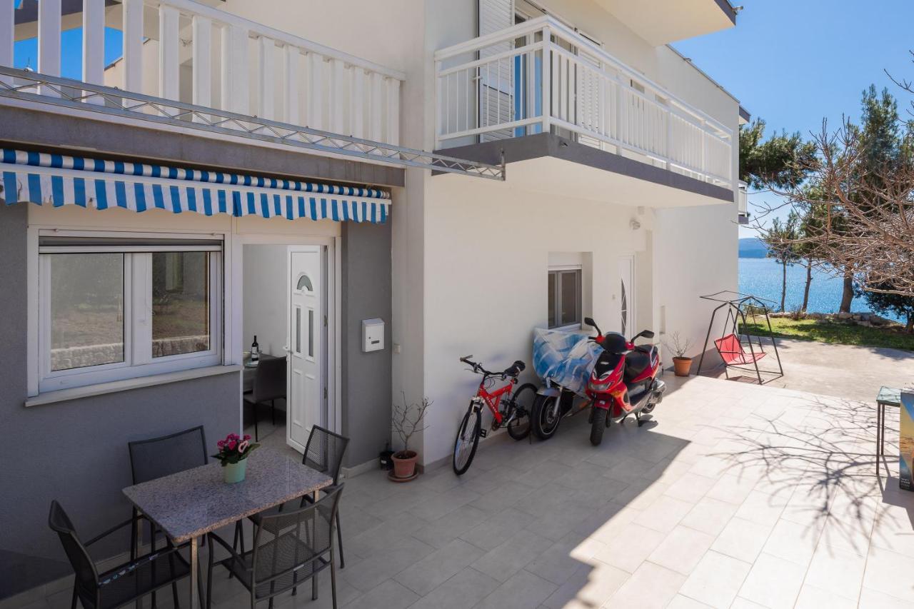 Aqua Vista Apartments Локва-Рогозница Экстерьер фото