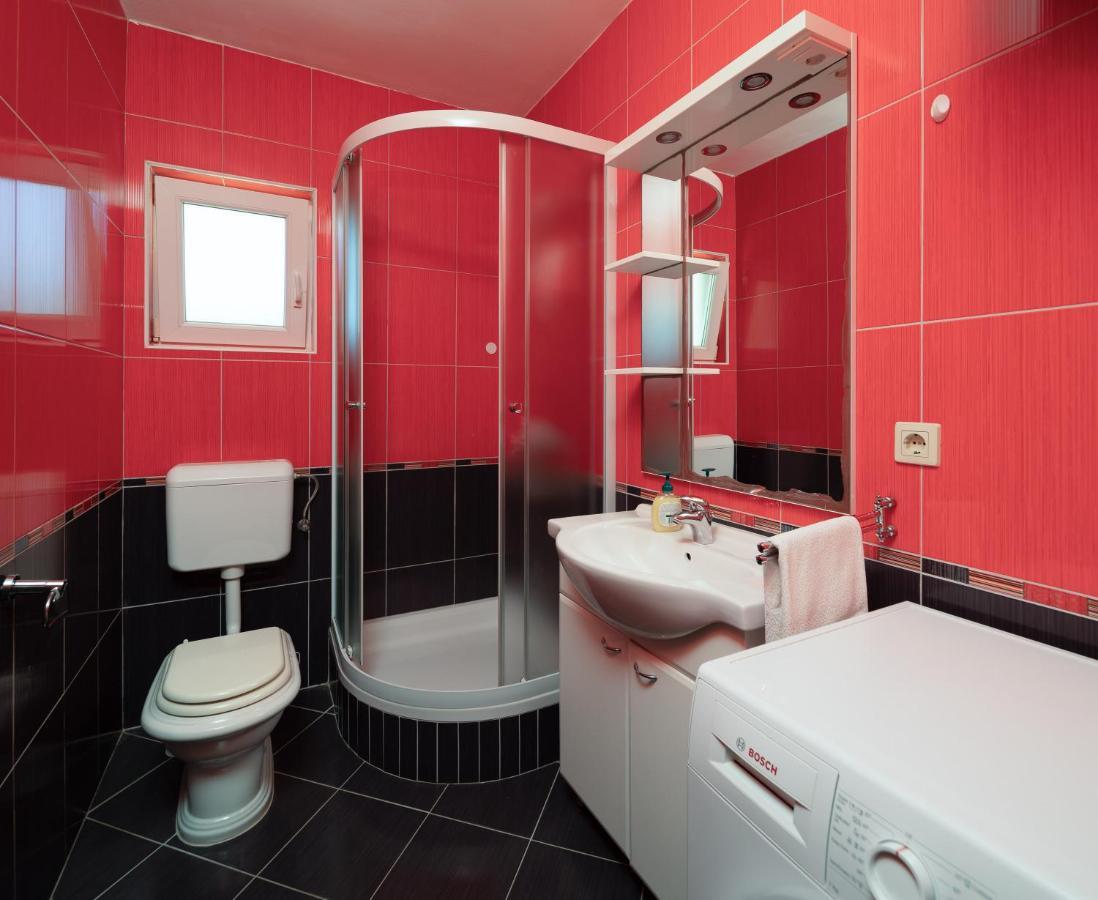 Aqua Vista Apartments Локва-Рогозница Экстерьер фото